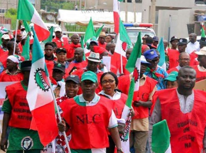 Nigerian Labour suspends strike